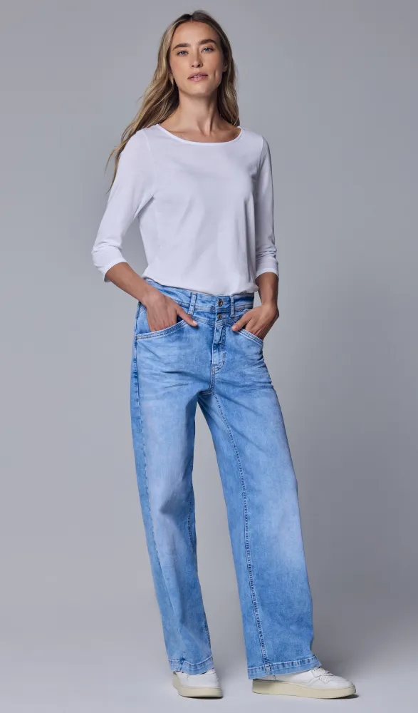Loose Fit